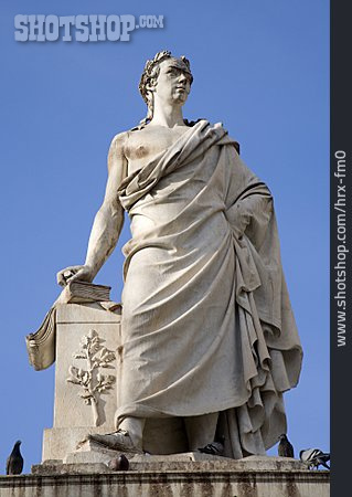 
                Statue, Pietro Leopoldo                   