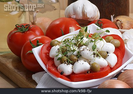 
                Salat, Tomate-mozzarella                   