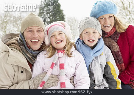 
                Familie, Winterlich, Familienporträt                   