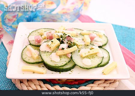 
                Salatteller, Gurkensalat                   