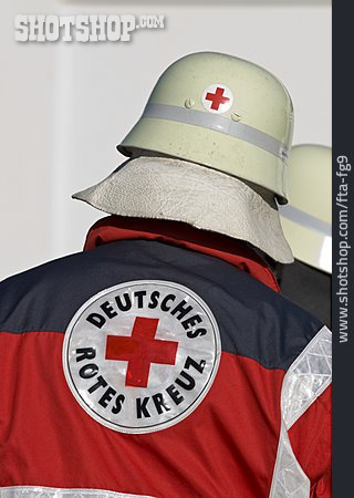 
                Notdienst, Ersthelfer, Deutsches Rotes Kreuz                   