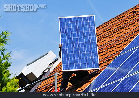 
                Photovoltaik, Solaranlage, Montage                   