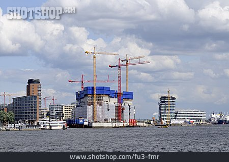 
                Hamburg, Elbe, Baustelle                   
