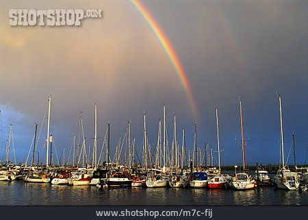 
                Hafen, Regenbogen                   