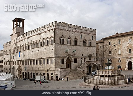 
                Palazzo Dei Priori, Perugia                   