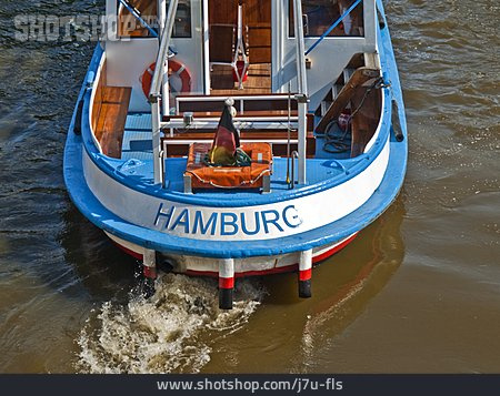 
                Hamburg, Hafenbarkasse                   