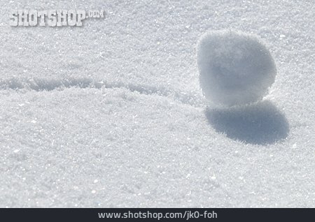 
                Schnee, Schneeball                   