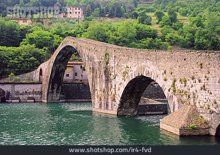 
                Bogenbrücke, Ponte Della Maddalena                   