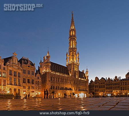 
                Rathaus, Brüssel, Grote Markt, Stadhuis, Grand-place                   