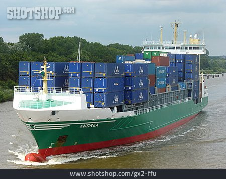 
                Frachtschiff, Containerschiff, Feederschiff                   