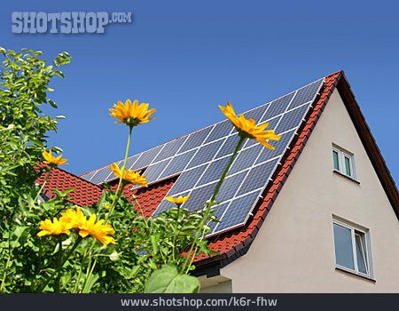 
                Wohnhaus, Solarenergie, Stromerzeugung                   