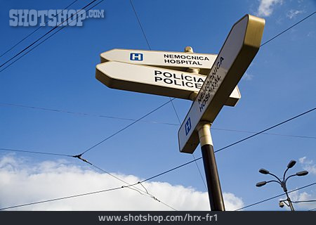 
                Straßenschild, Wegweiser, Bratislava                   