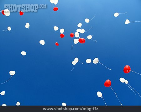 
                Himmel, Herz, Luftballons                   