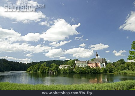 
                Kloster Höglwörth, Höglwörther See                   