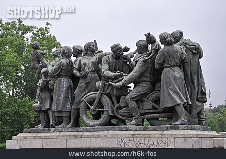 
                Denkmal, Denkmal Zu Ehren Der Sowjetarmee                   