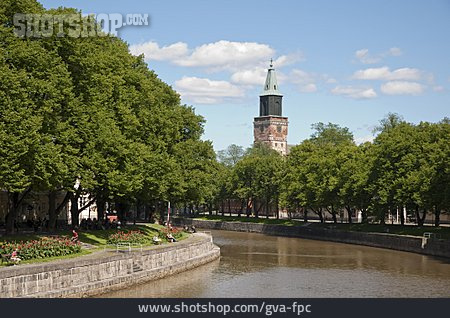 
                Finnland, Dom Von Turku, Aurajoki                   