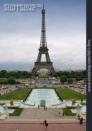 
                Paris, Eiffelturm, Champ De Mars                   