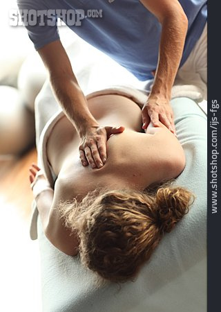 
                Wellness & Relax, Massage, Rückenmassage                   