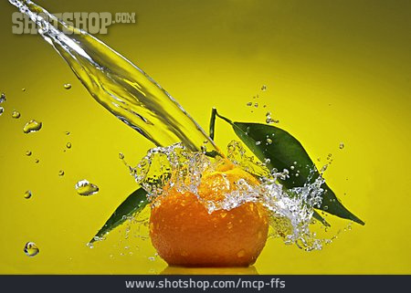 
                Frisch, Mandarine, Wasserspritzer                   