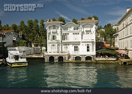 
                Villa, Bosporus, Istanbul                   