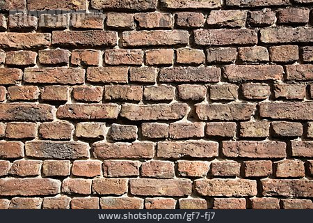 
                Mauerwerk, Backsteinmauer, Stadtmauer                   