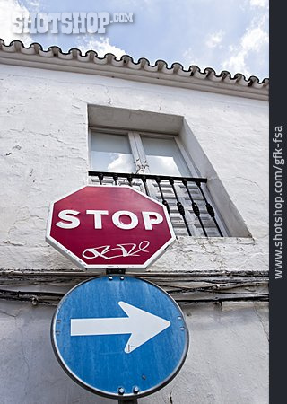 
                Stopschild, Fahrtrichtung                   