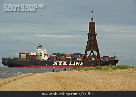 
                Containerschiff, Kugelbake, Cuxhaven                   