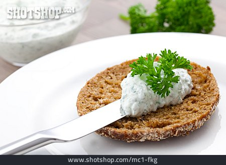
                Frühstück, Brotaufstrich, Kräuterquark                   