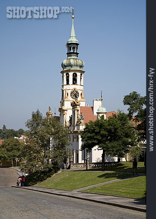
                Prag, Loreto                   