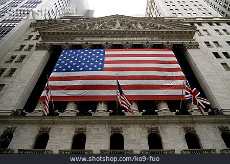 
                Flagge, Wall Street, New York City, New York Stock Exchange                   