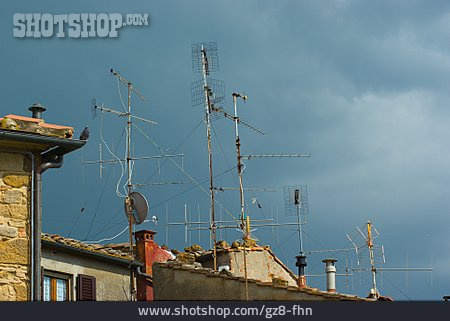 
                Antenne, Hausantenne                   