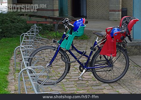 
                Fahrrad, Fahrradständer, Kindersitz                   