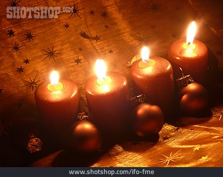 
                Weihnachten, Kerze, Weihnachtsdekoration, Kerzenschein                   