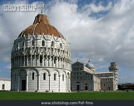 
                Pisa, Baptisterium                   