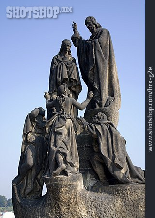 
                Skulptur, Heiligenstatue, Karlsbrücke                   