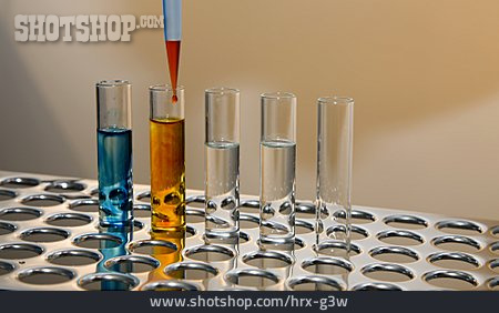 
                Labor, Reagenzglas, Träufeln                   