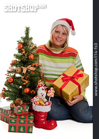 
                Weihnachtsbaum, Weihnachtsfrau, Weihnachtsgeschenke                   