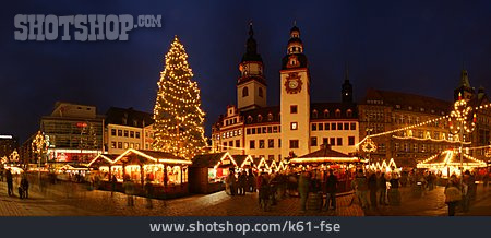
                Weihnachtsmarkt, Altes Rathaus, Chemnitz                   