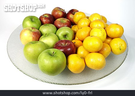 
                Apfel, Mandarine, Obstteller                   
