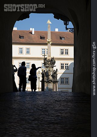 
                Tourismus, Prag, Dreifaltigkeitssäule                   