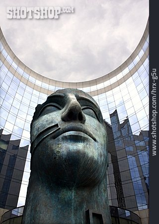 
                Skulptur, Kopf, La Défense                   