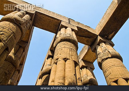 
                Archäologie, Kapitell, Luxor Tempel                   