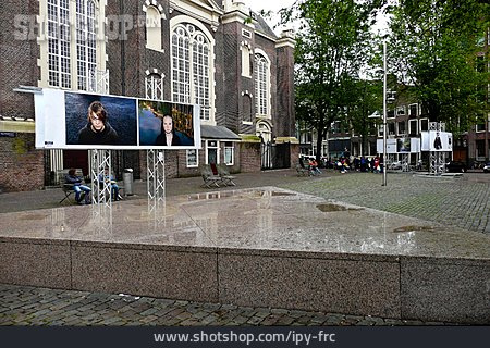 
                Platz, Amsterdam, Verregnet                   
