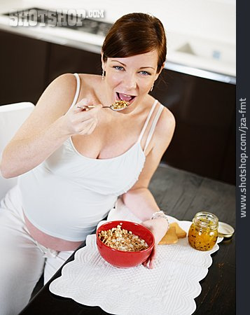 
                Essen, Schwangere, Frühstücken                   