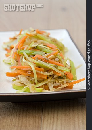 
                Asiatische Küche, Salat, Sprossengemüse                   