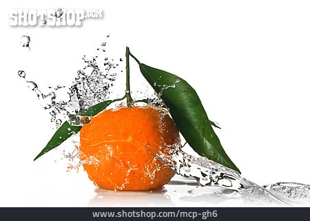 
                Obst, Mandarine, Wasserspritzer                   