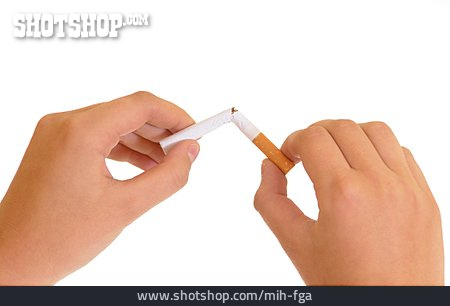 
                Nichtraucher, Entzug, Rauchverbot                   