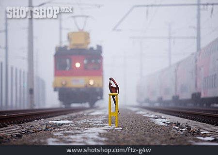 
                Eisenbahn, Bahngleis, Weichenstellung                   