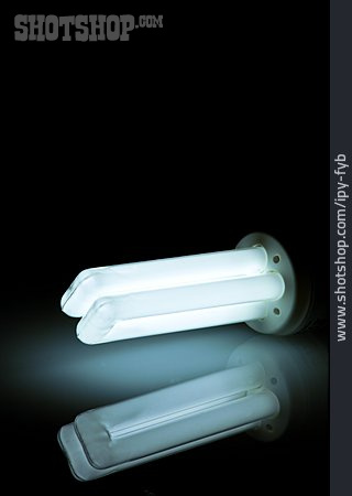 
                Leuchten, Energiesparlampe, Stromverbrauch                   