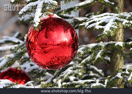 
                Weihnachtskugel, Christbaumschmuck, Weihnachtsbaum                   